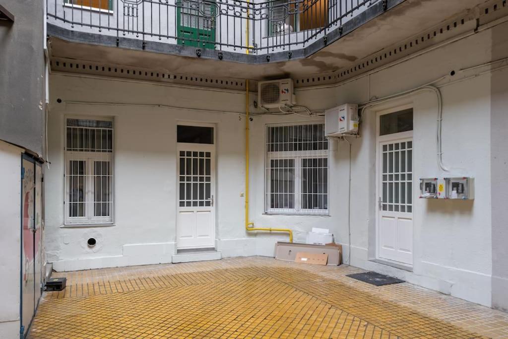 Art Nouveau Apartment ブダペスト エクステリア 写真