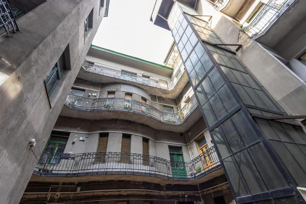 Art Nouveau Apartment ブダペスト エクステリア 写真